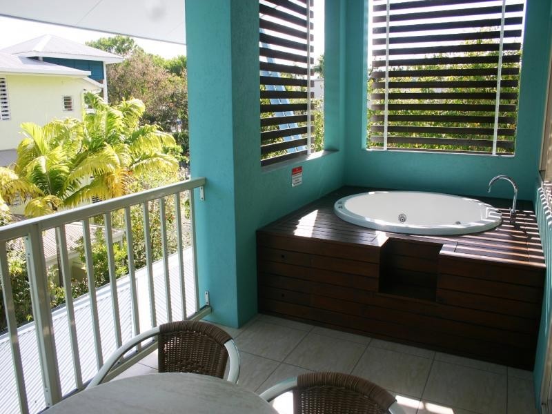 32/ AQUEOUS, Port Douglas QLD 4877