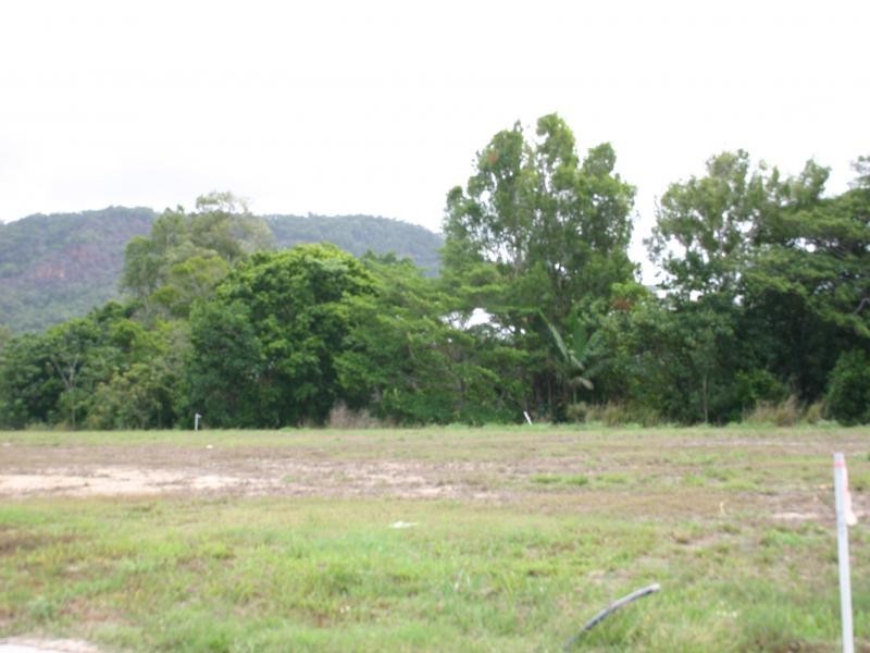 7 Dulku Close, Port Douglas QLD 4877