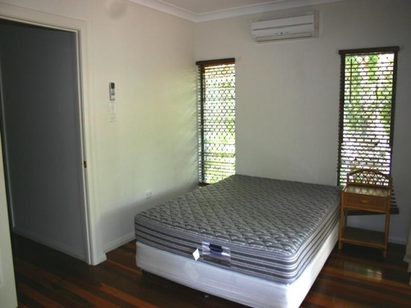 8/5 Tropic, Port Douglas QLD 4877