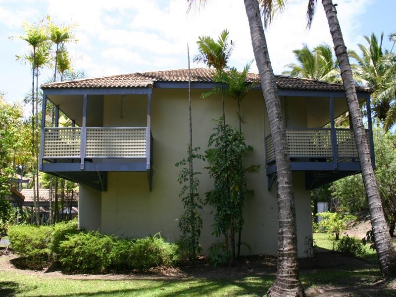 131/ Rendezvous, Port Douglas QLD 4877