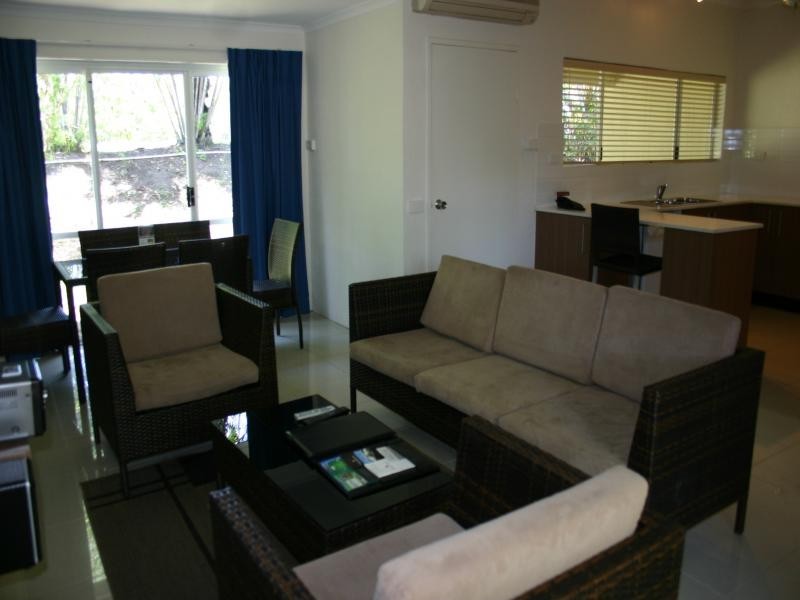 131/ Rendezvous, Port Douglas QLD 4877