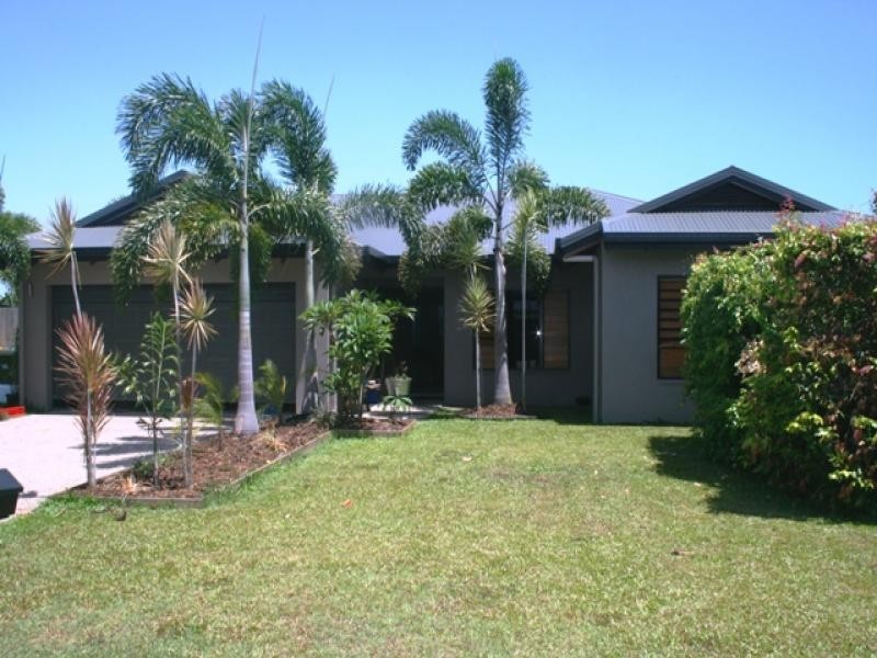 11 Corella st, Port Douglas QLD 4877