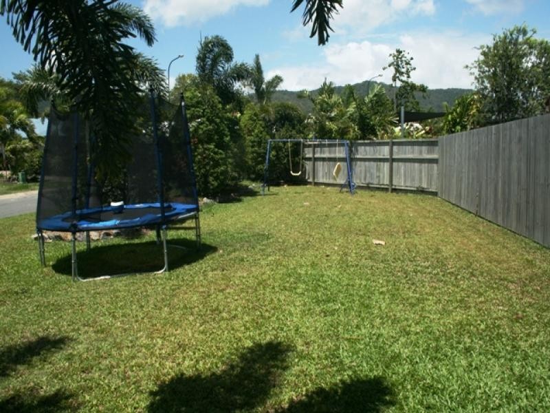 11 Corella st, Port Douglas QLD 4877
