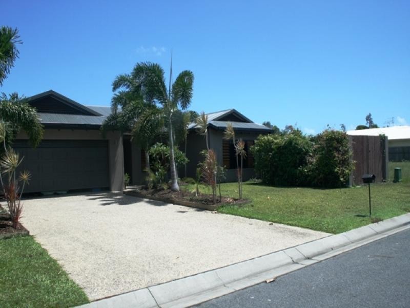 11 Corella st, Port Douglas QLD 4877