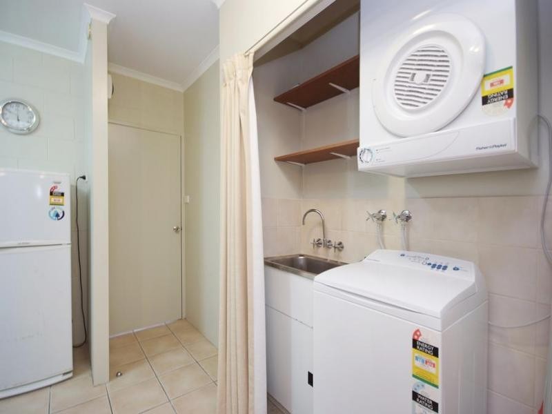 31/1-5 BARRIER, Port Douglas QLD 4877