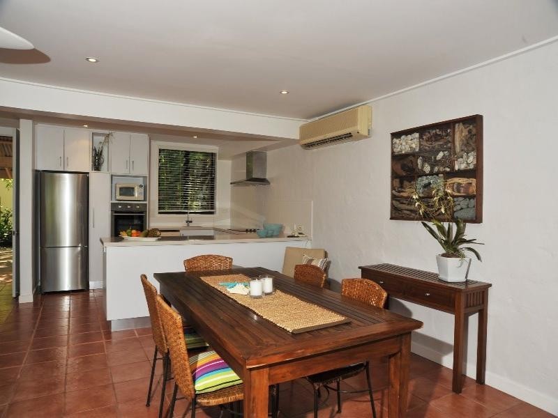 3/5 The Esplanade, On The Beach, Port Douglas QLD 4877