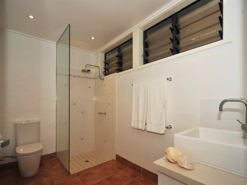 3/5 The Esplanade, On The Beach, Port Douglas QLD 4877