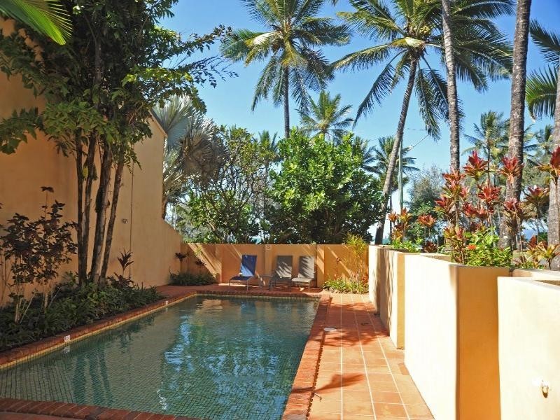 3/5 The Esplanade, On The Beach, Port Douglas QLD 4877