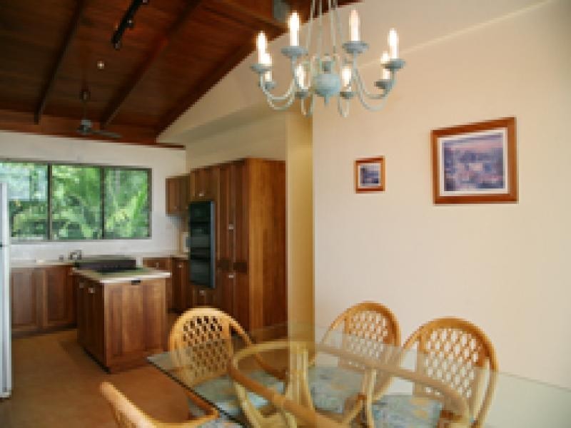 5/4 Island Point Road, Island Point Villas, Port Douglas QLD 4877