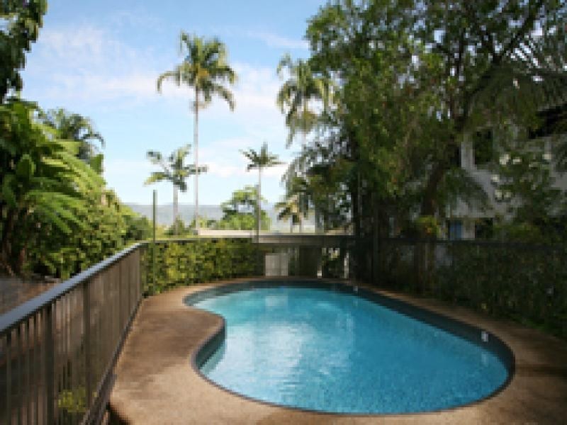 2/4 Island Point Road, Island Point Villas, Port Douglas QLD 4877