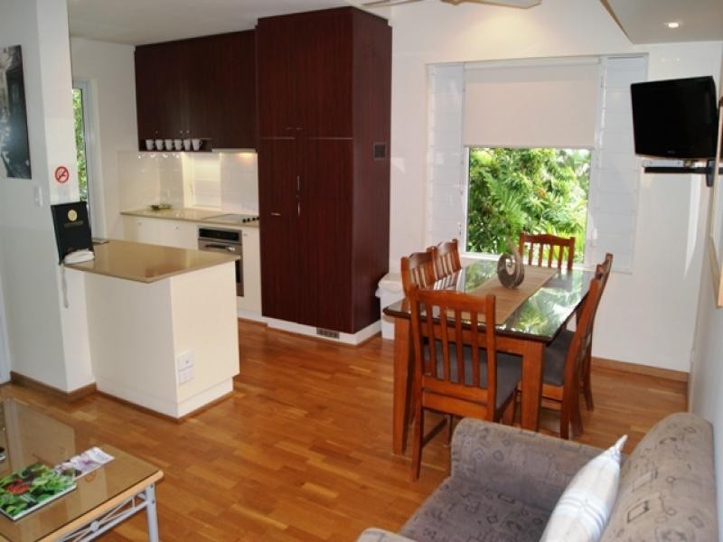 Port Douglas QLD 4877