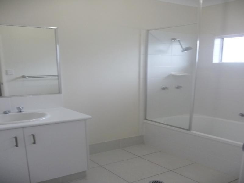 8 Bower close, Port Douglas QLD 4877
