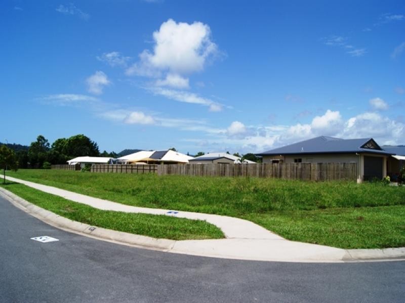2 Gerygone Close, Mossman QLD 4873