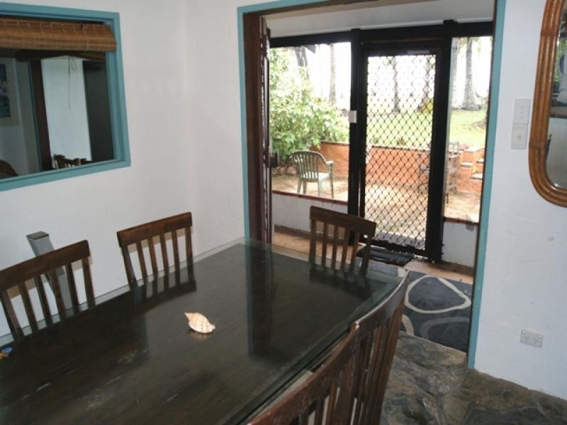 27 Oak Street, Oak Beach QLD 4877