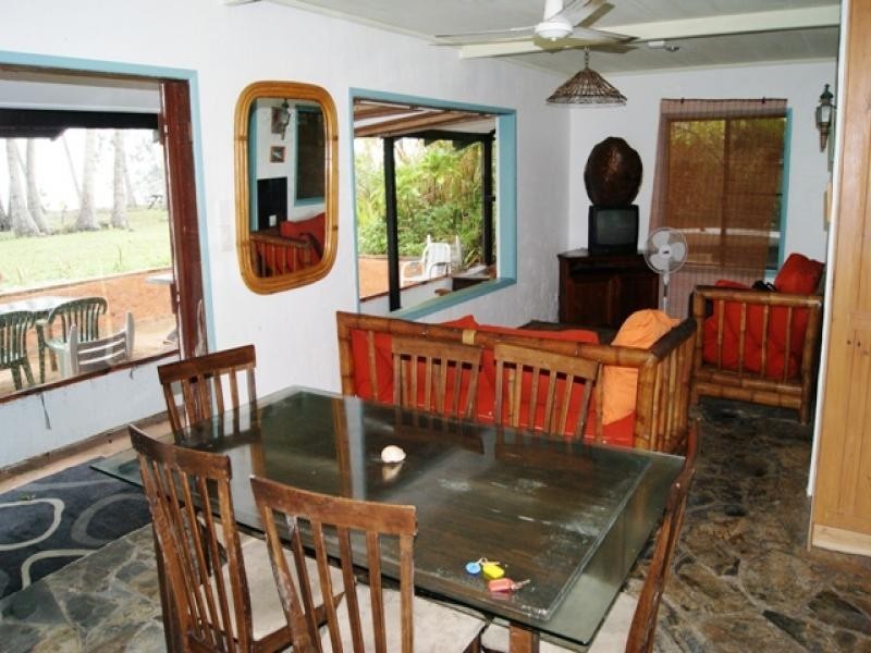 27 Oak Street, Oak Beach QLD 4877