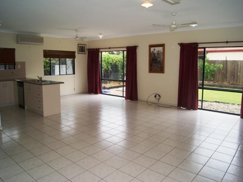 7 Brolga, Port Douglas QLD 4877