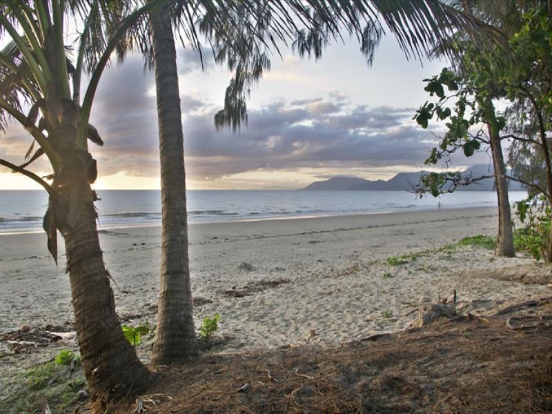 15 The Esplanade, Port Douglas QLD 4877