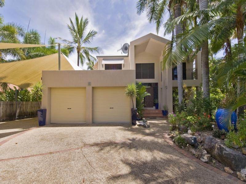 6 Arlington Close, Port Douglas QLD 4877