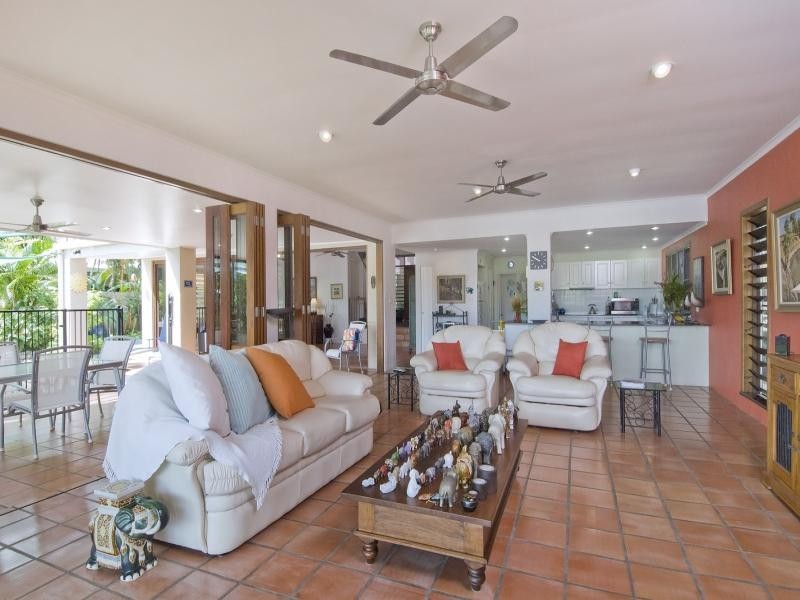 6 Arlington Close, Port Douglas QLD 4877
