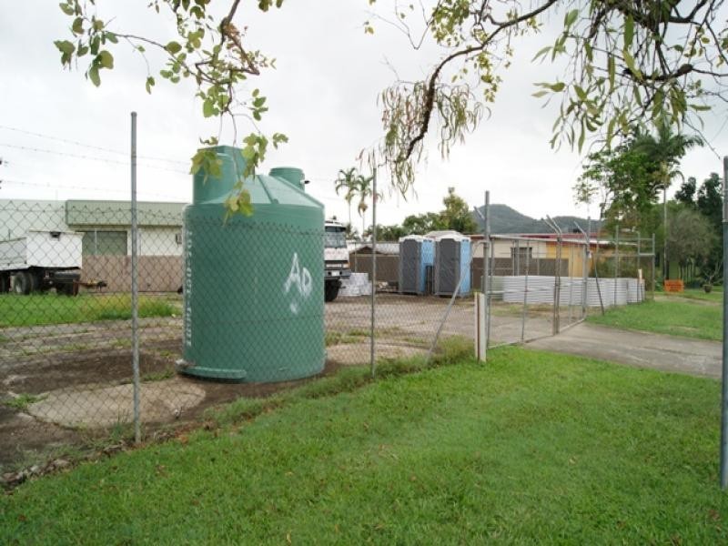 1 Sawmill road, Mossman QLD 4873