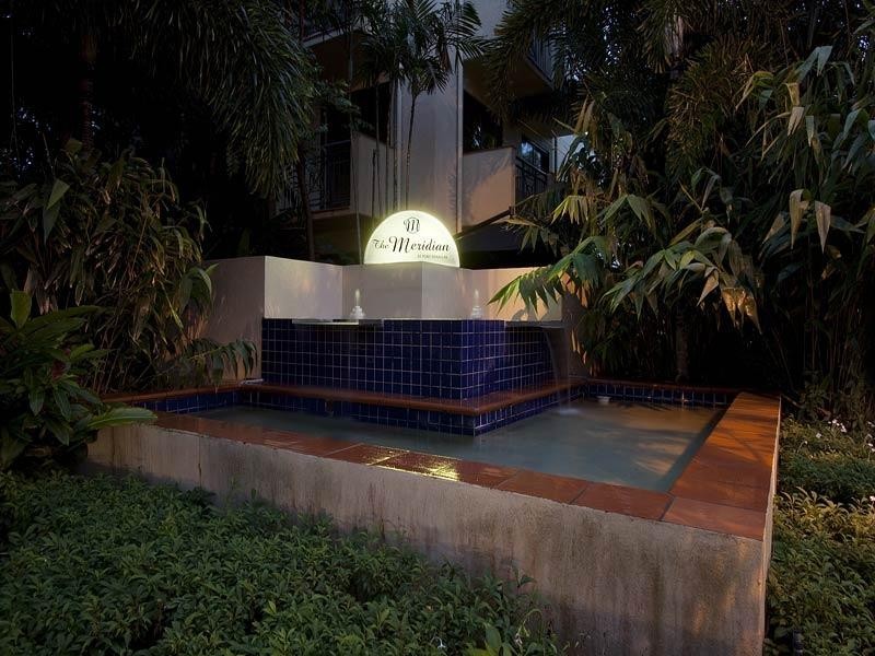 2/ Meridian, Port Douglas QLD 4877