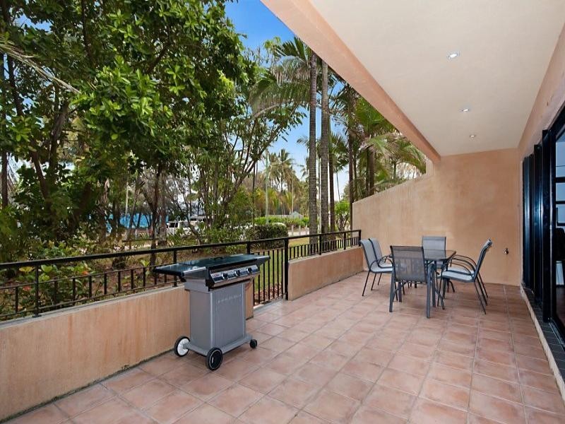 5/5 The Esplanade, On The Beach, Port Douglas QLD 4877