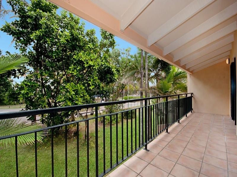 5/5 The Esplanade, On The Beach, Port Douglas QLD 4877