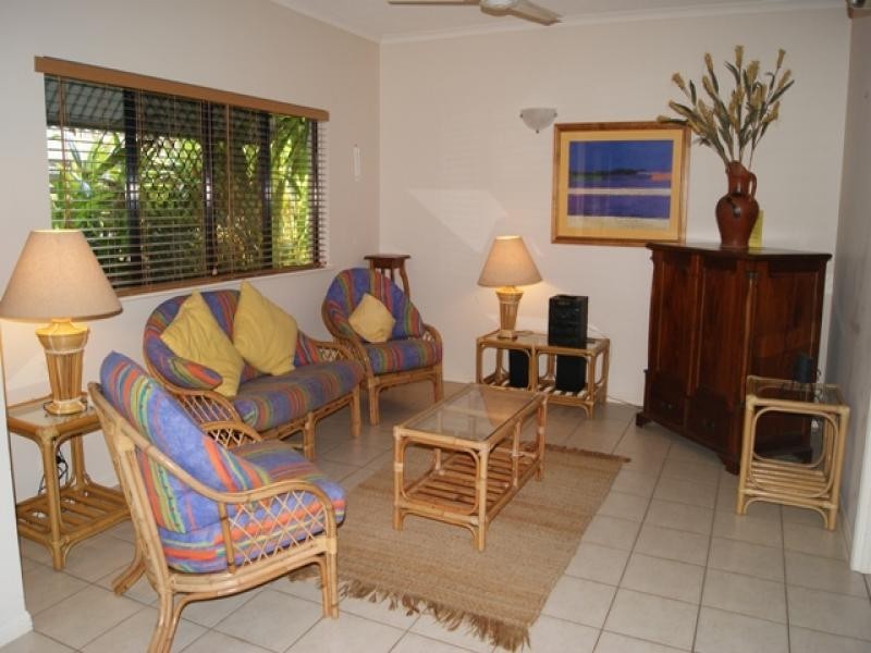 4/ Bay Villas, Port Douglas QLD 4877