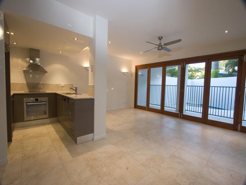 1,5,8/18-20 Limpet Avenue, Port Douglas QLD 4877