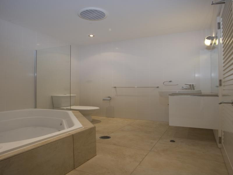 1,5,8/18-20 Limpet Avenue, Port Douglas QLD 4877