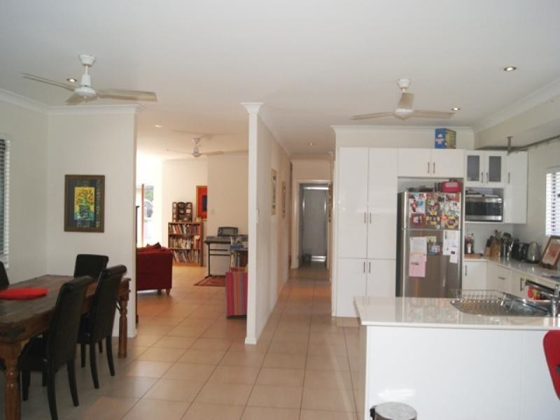 9 SUNBIRD CLOSE, Port Douglas QLD 4877