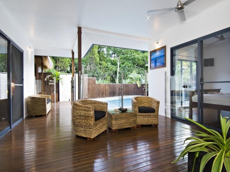 26 White Oak Avenue, Mossman QLD 4873