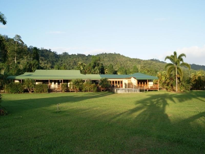 2 WARNERS RD, Cassowary QLD 4873