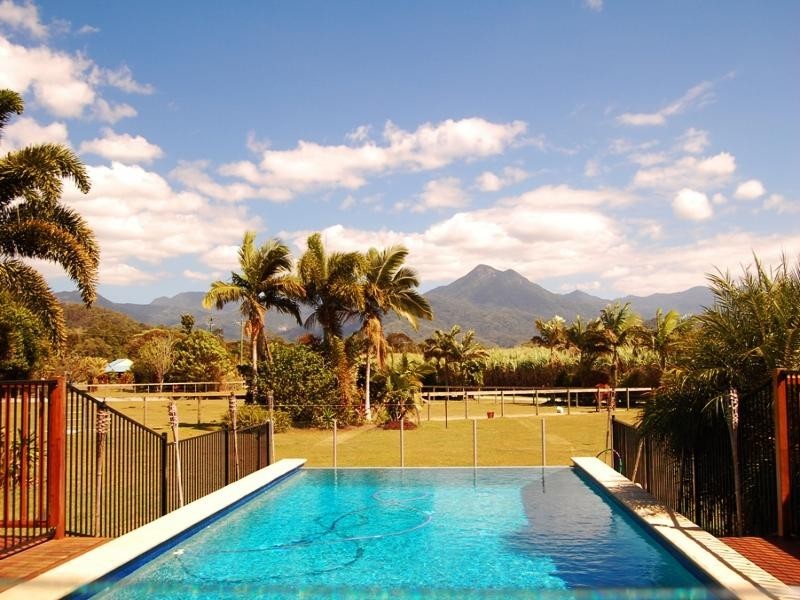2 WARNERS RD, Cassowary QLD 4873