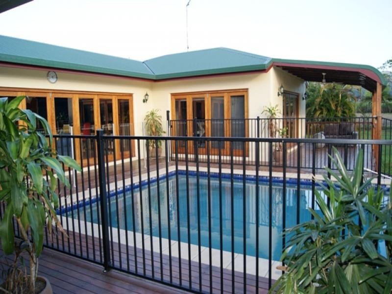 2 WARNERS RD, Cassowary QLD 4873
