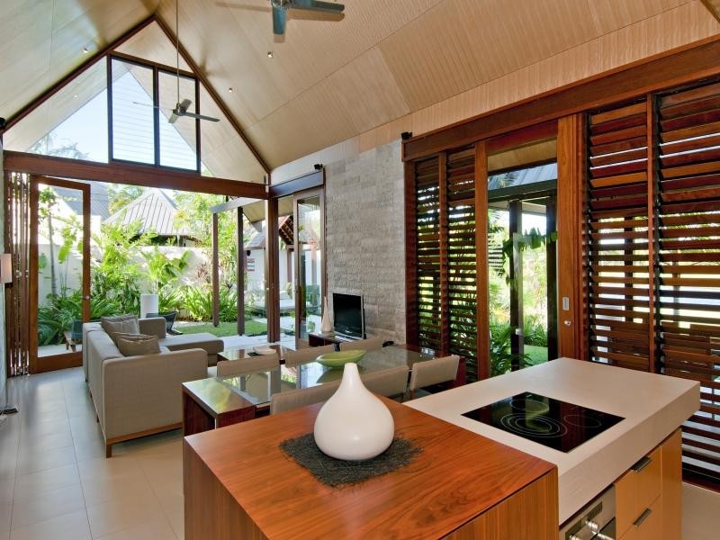 16 Bale, Port Douglas QLD 4877