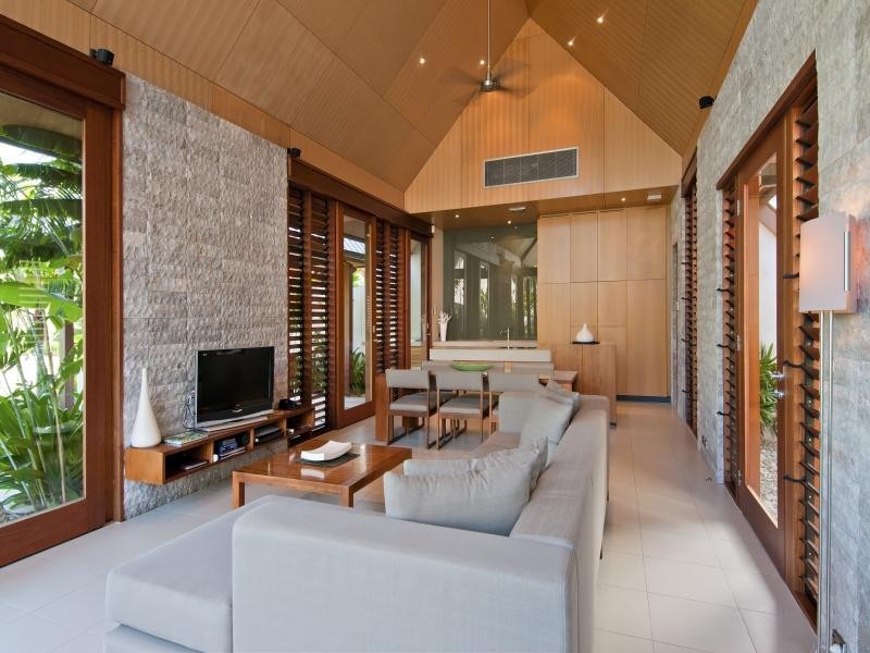 16 Bale, Port Douglas QLD 4877