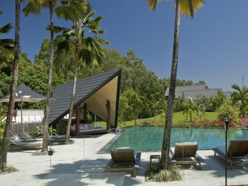 16 Bale, Port Douglas QLD 4877