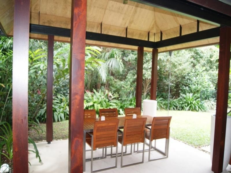 2 BALE DVE, Port Douglas QLD 4877