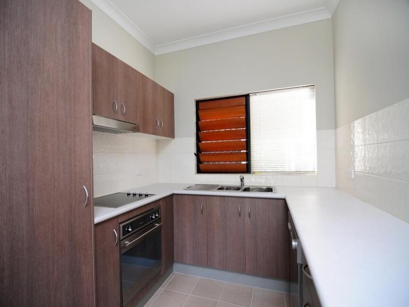 9,15/15 Crescent on St Crispins, Port Douglas QLD 4877