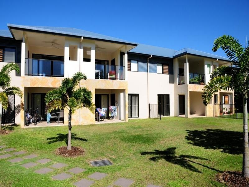 9,15/15 Crescent on St Crispins, Port Douglas QLD 4877