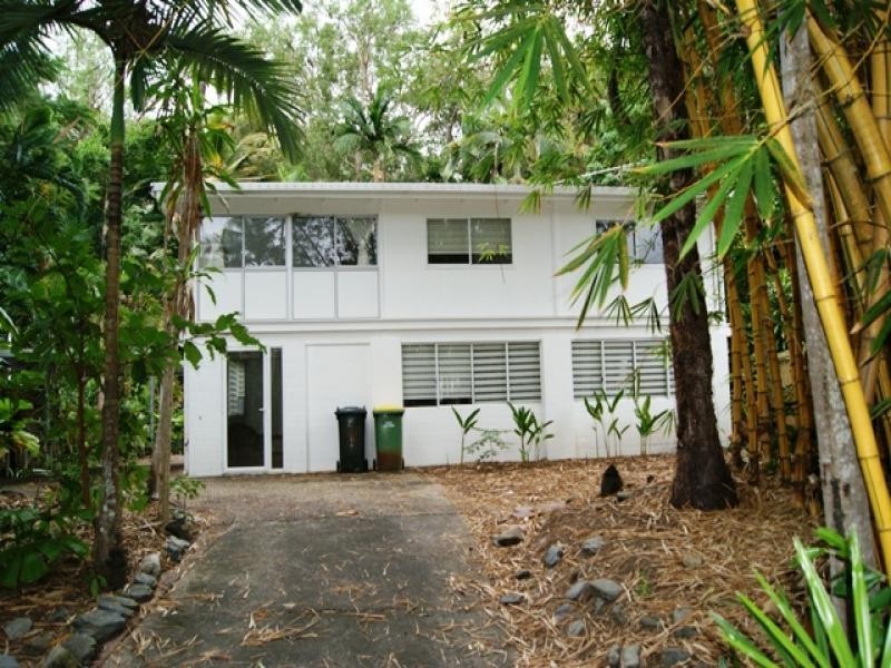 24 Sorrento Crescent, Port Douglas QLD 4877
