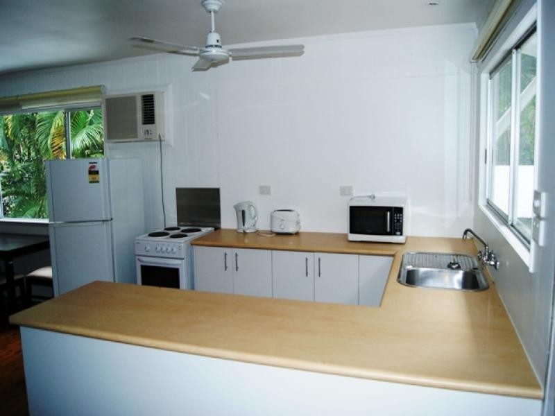 24 Sorrento Crescent, Port Douglas QLD 4877