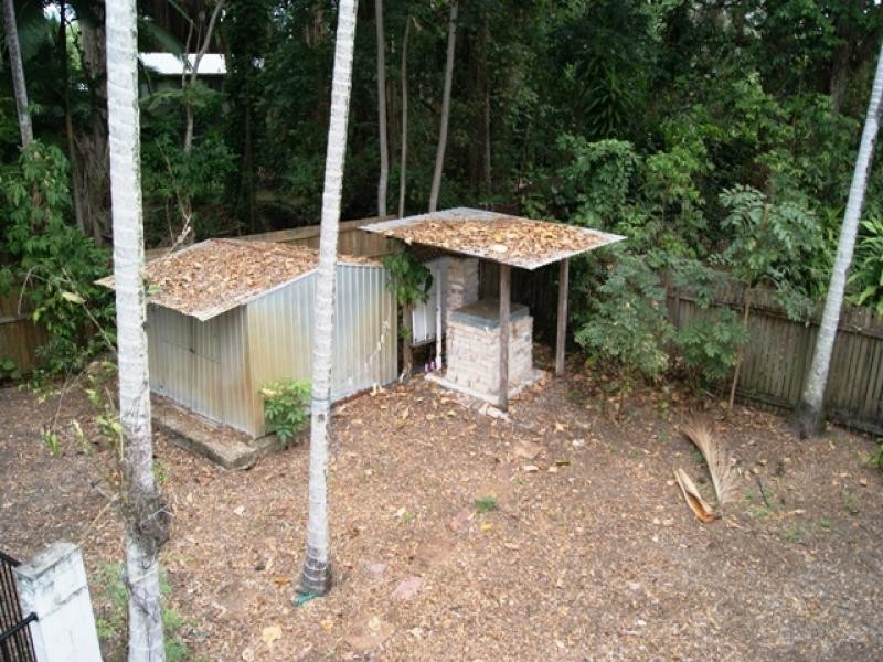 24 Sorrento Crescent, Port Douglas QLD 4877