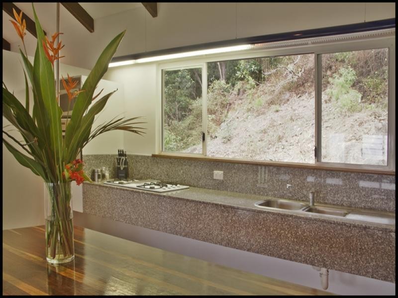 14 Ocean View Road, Port Douglas QLD 4877