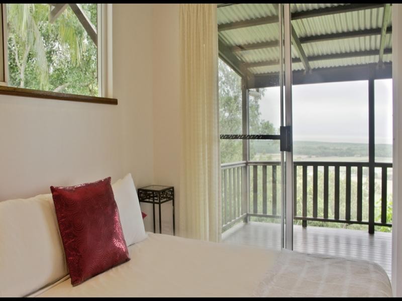14 Ocean View Road, Port Douglas QLD 4877