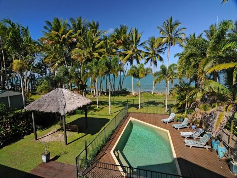 5 MARINE PDE, Newell QLD 4873