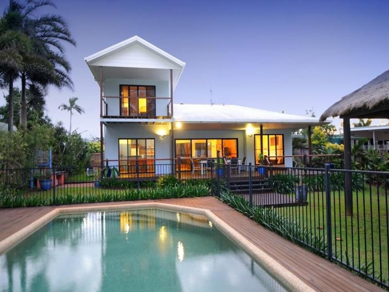 5 MARINE PDE, Newell QLD 4873