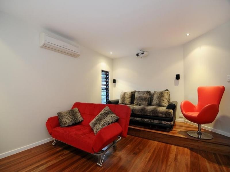 24 THE LAKE, Port Douglas QLD 4877