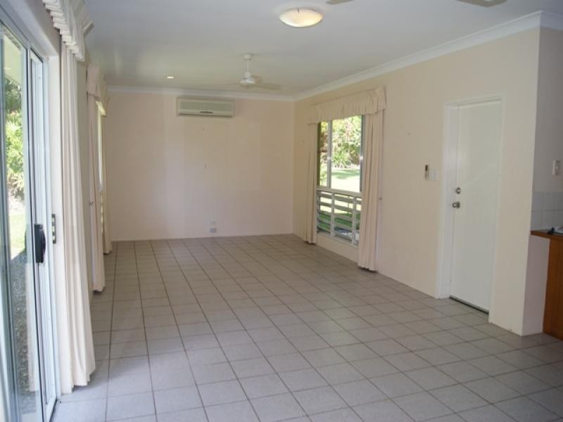 11 Whiteley Rd, Miallo QLD 4873